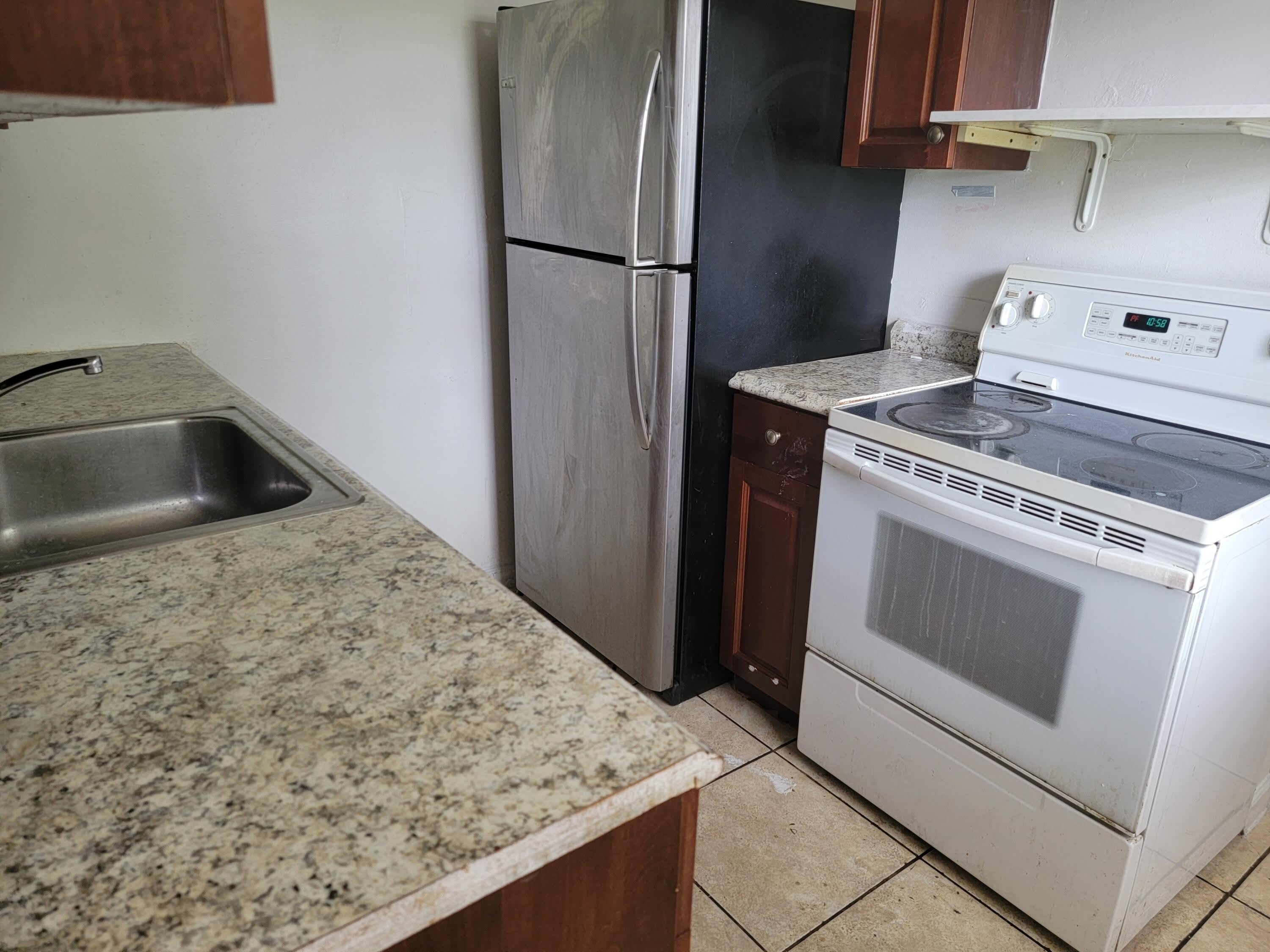 275 NW 187th Street – photo 3
