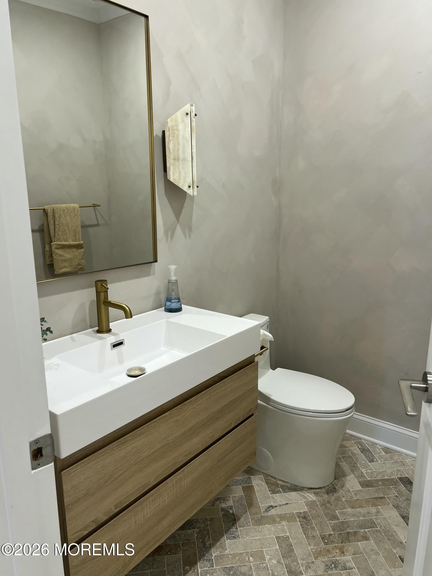 121 Riviera Drive – photo 5