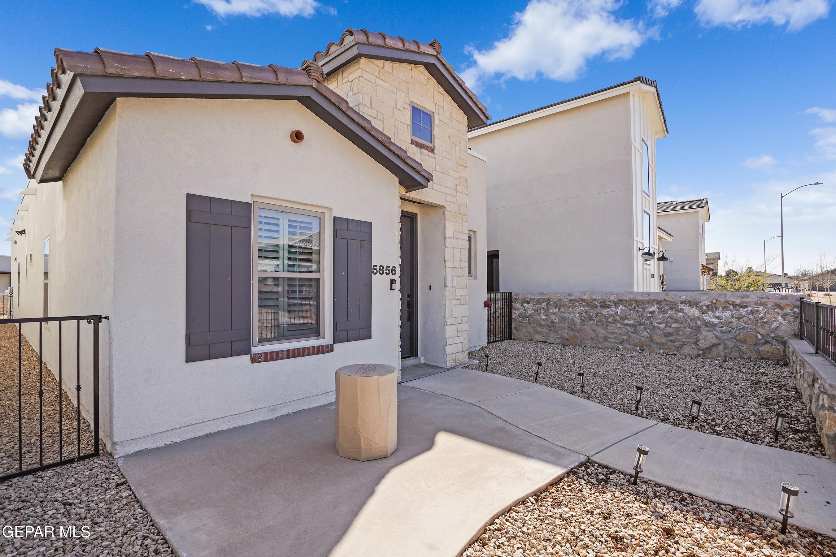 5856 KOBE BRYANT Street – photo 3