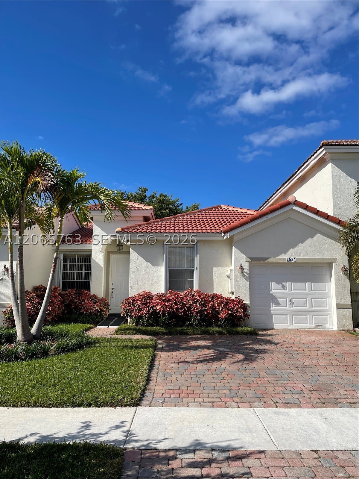 2624 SW 188th Ave – photo 2