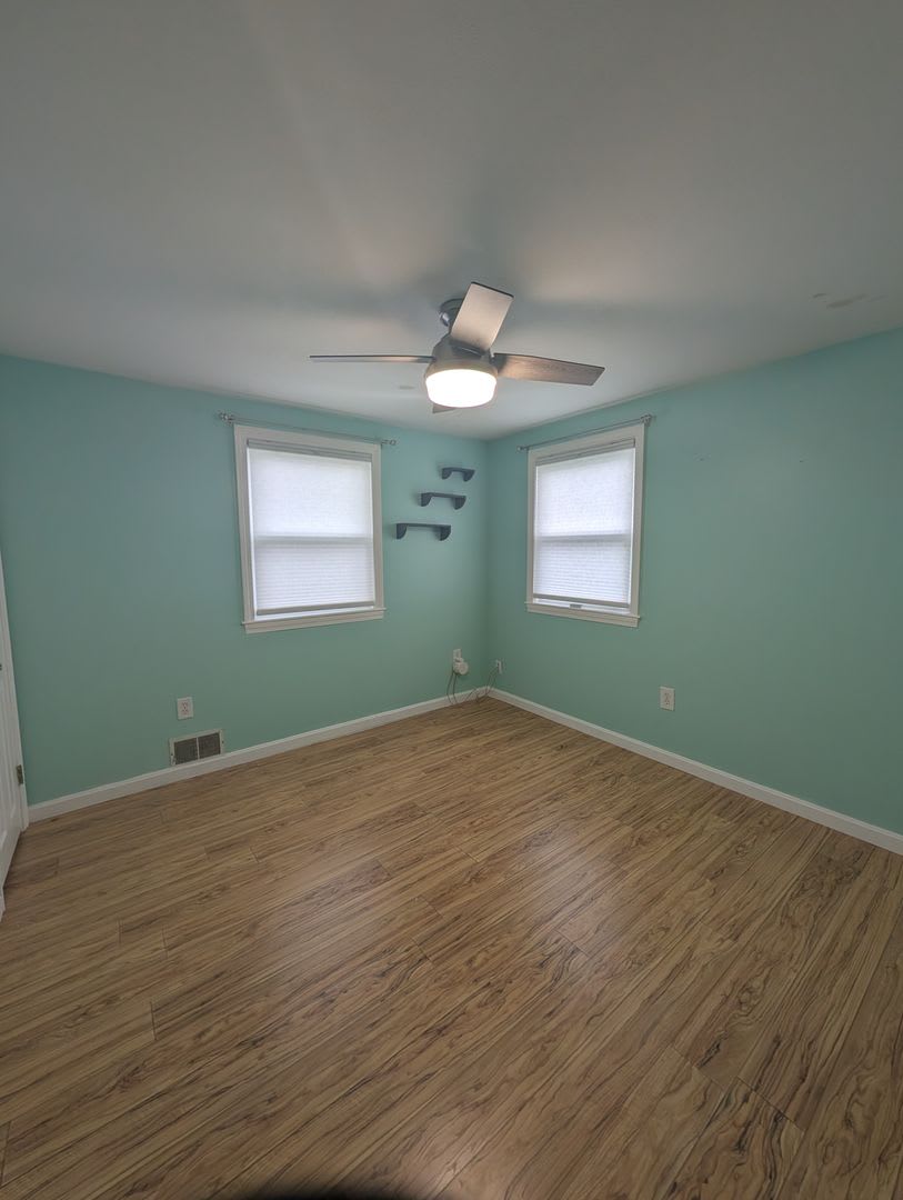 Charming Lakefront home in Mendon – $3,000/Month – photo 4