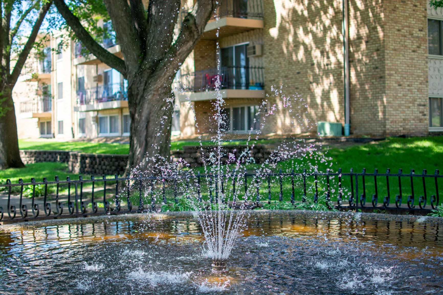 Fountainhead Apartments – photo 2