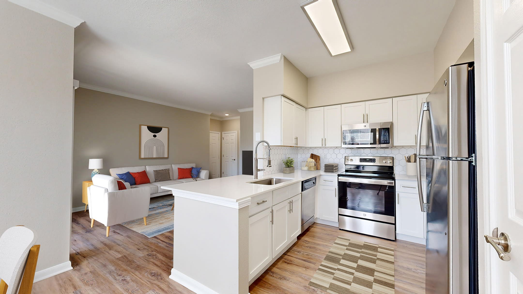 The Oasis Apartments – photo 2