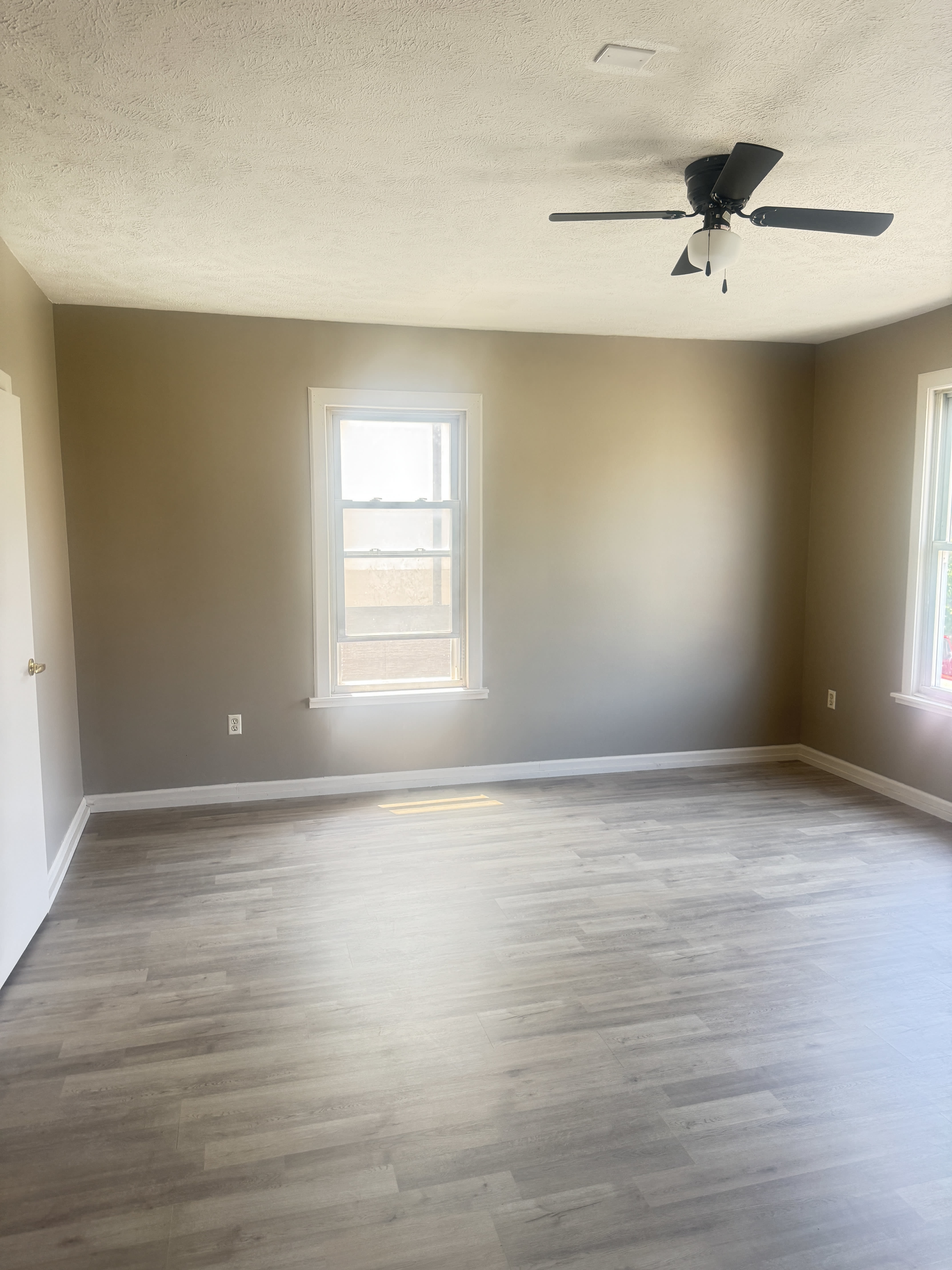 879 24th Street – photo 3