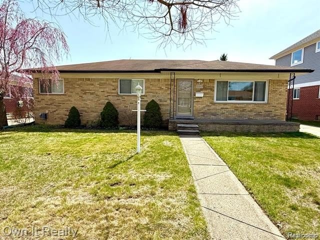 31015 Dorais Street – photo 1