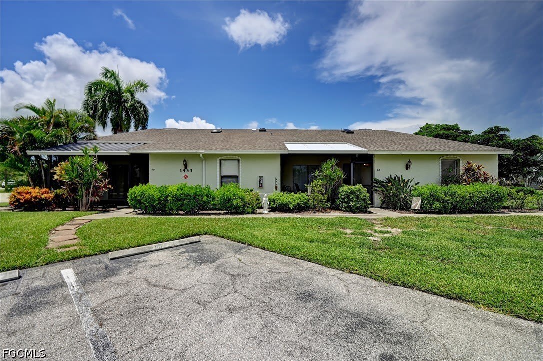 1433 SW 51st Lane – photo 2