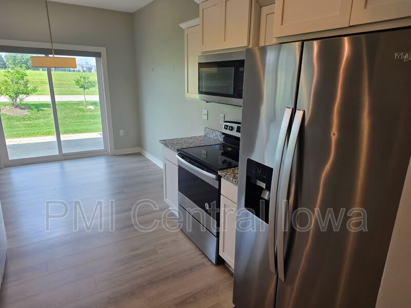 9643 Turnpoint Dr – photo 5