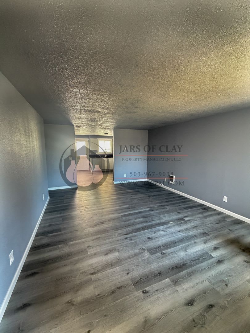 Park Ave Apts #2025-1736 – photo 3