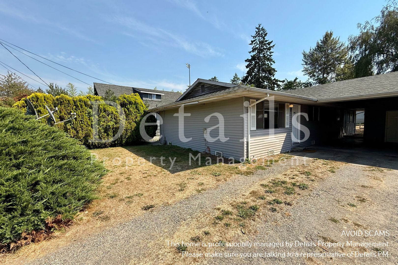 2017 Pacific Ave Ne – photo 1