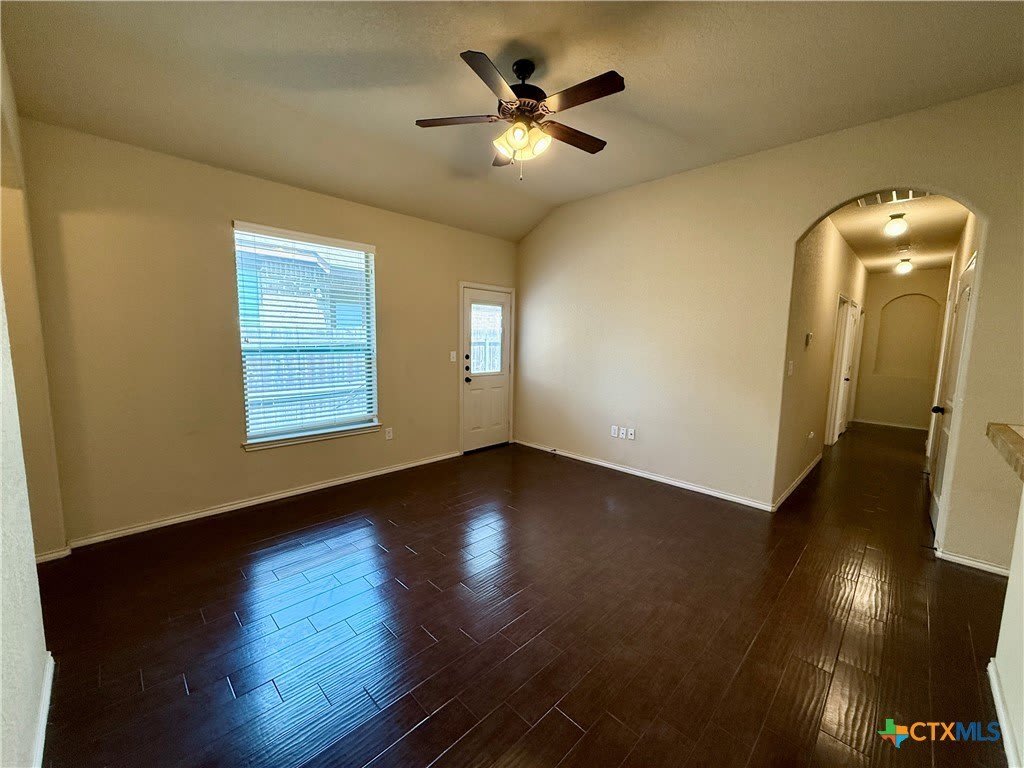 685 Creekside Circle – photo 4