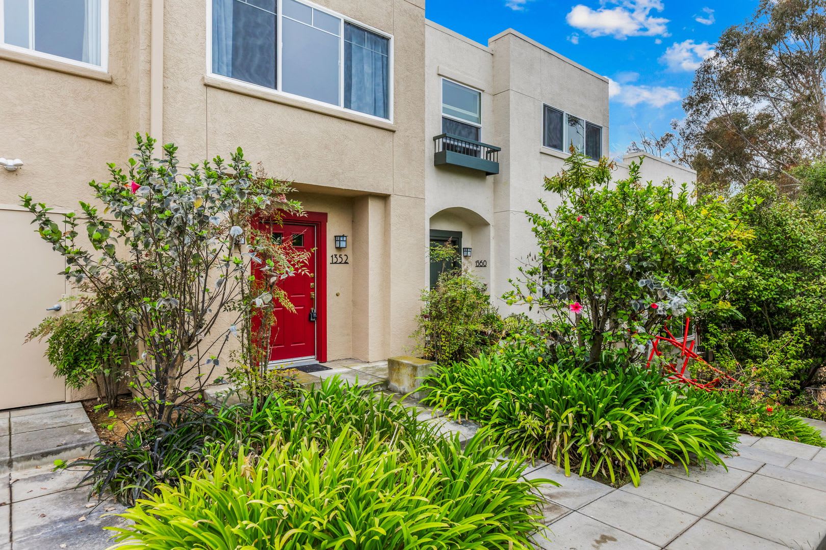 Spacious Golden Hill Townhome with 2-Car Garage & Canyon Views! – photo 2