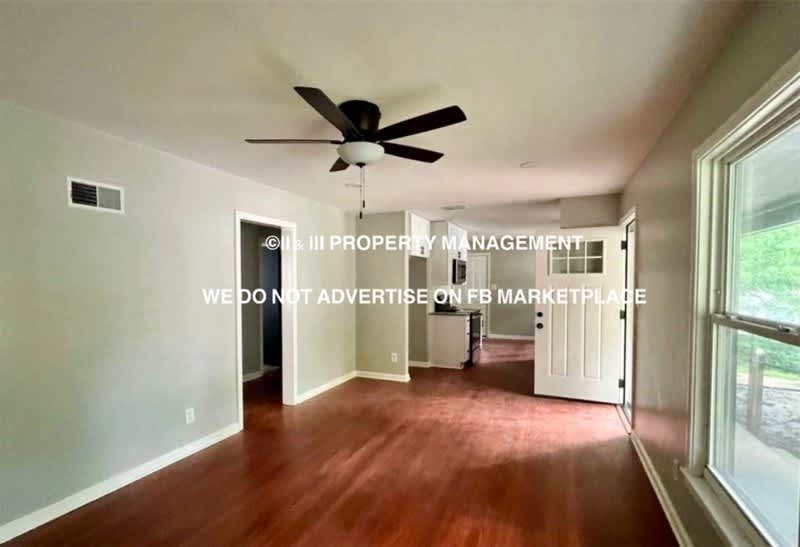 7306 Glenwood – photo 3