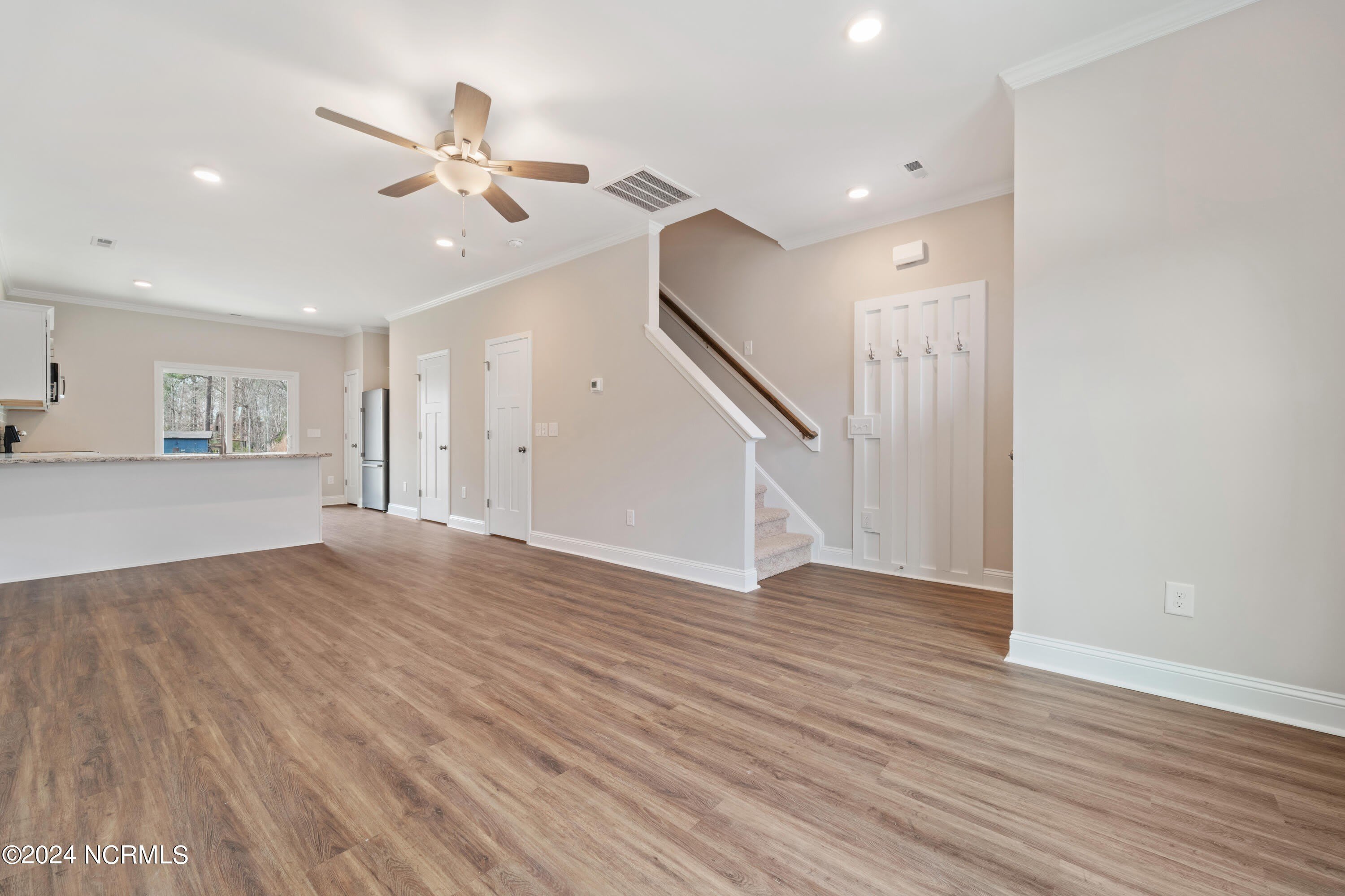 611 Jacks Crossing Drive – photo 3