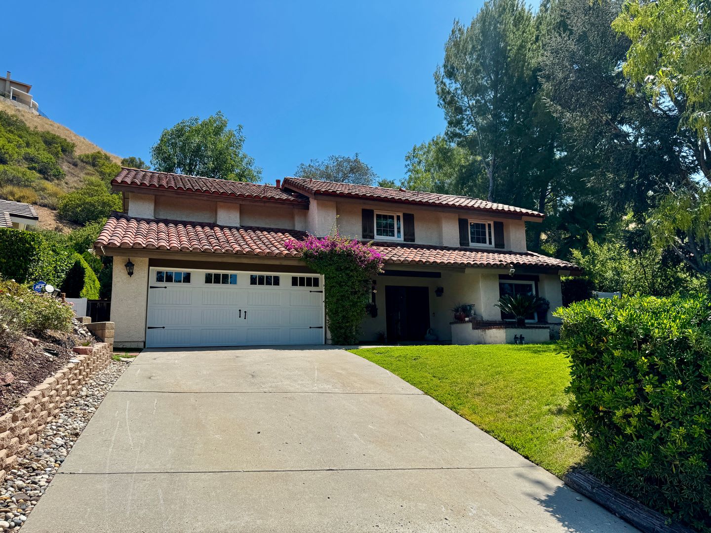 Spacious Remodeled Home In Prime Westlake Neighborhood – photo 1