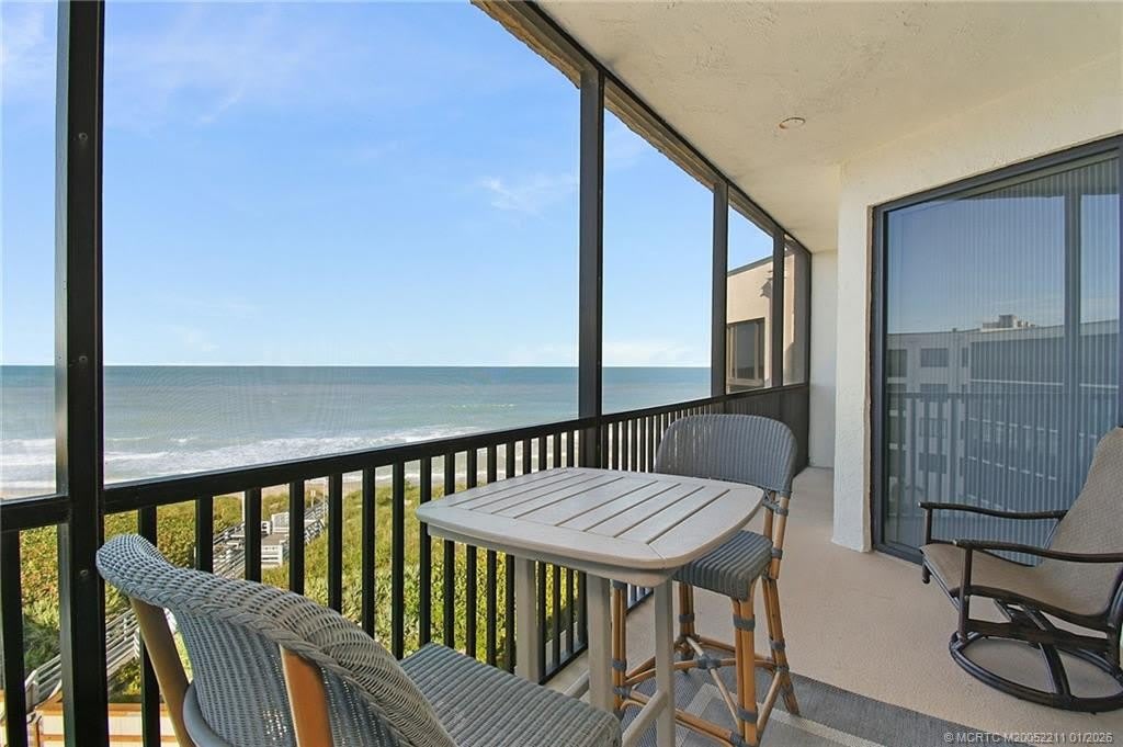 2375 NE Ocean Boulevard – photo 2