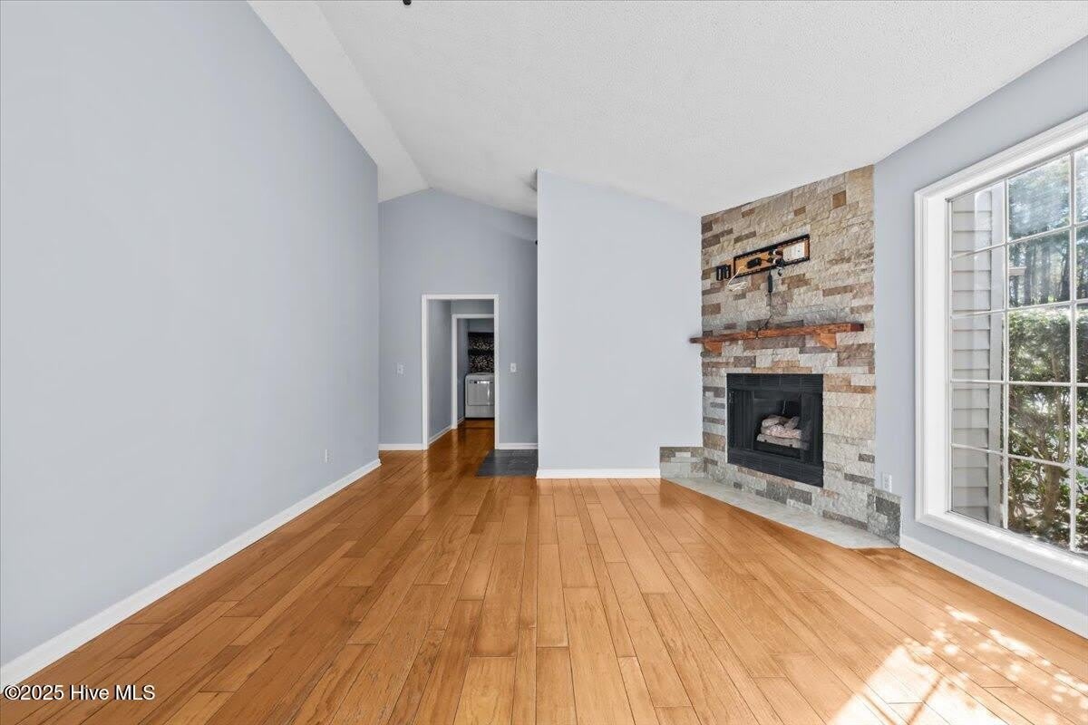 405 Spring Lake Drive – photo 5