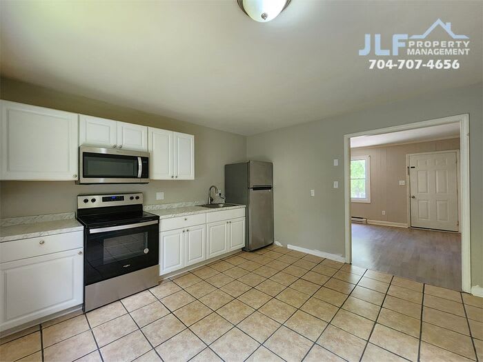 667 Faith Drive Southwest – photo 2