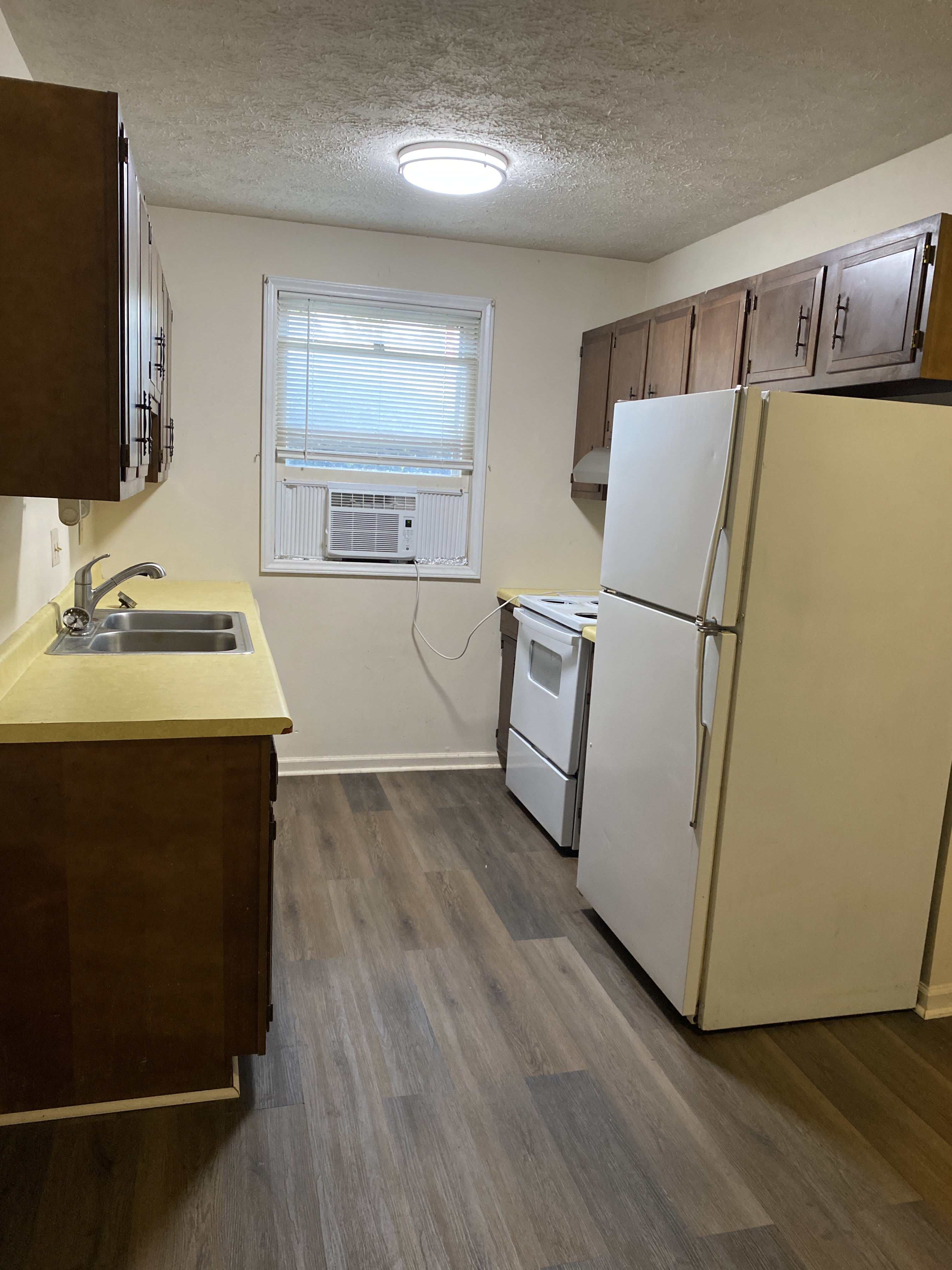 2138 Howard Gap Rd – photo 2