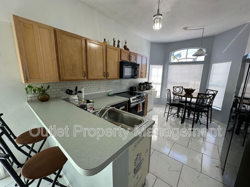 645 Majesty Drive – photo 4