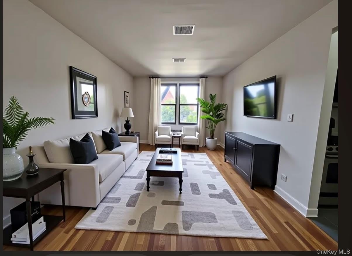 48 21 40Th St – photo 2