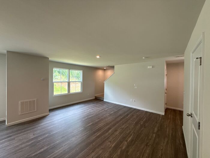 4208 Bowline Drive – photo 3