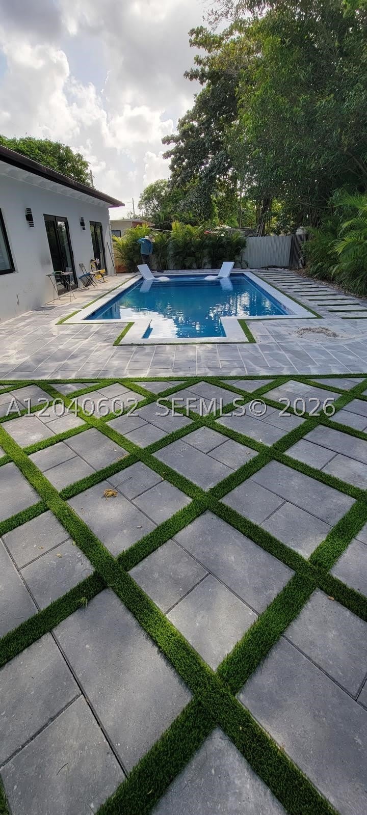 5901 SW 64th St – photo 2