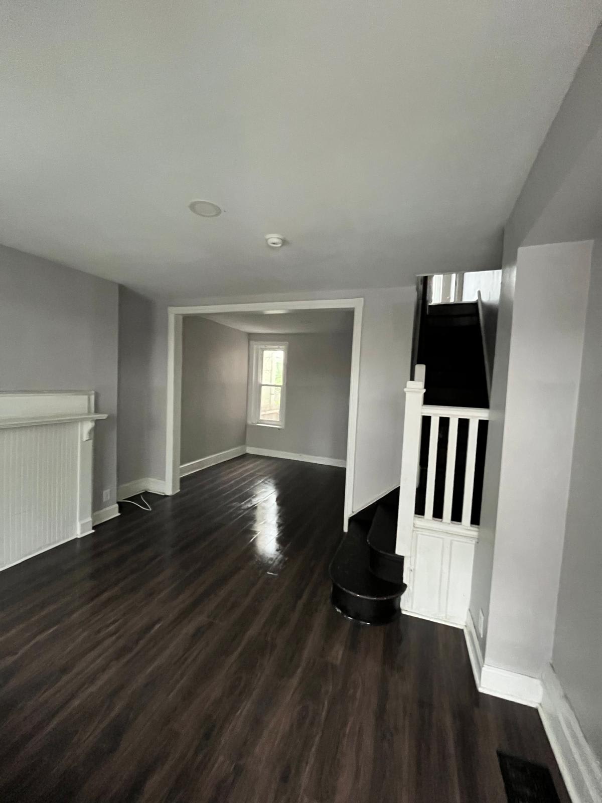 1332 N Hobart St – photo 2