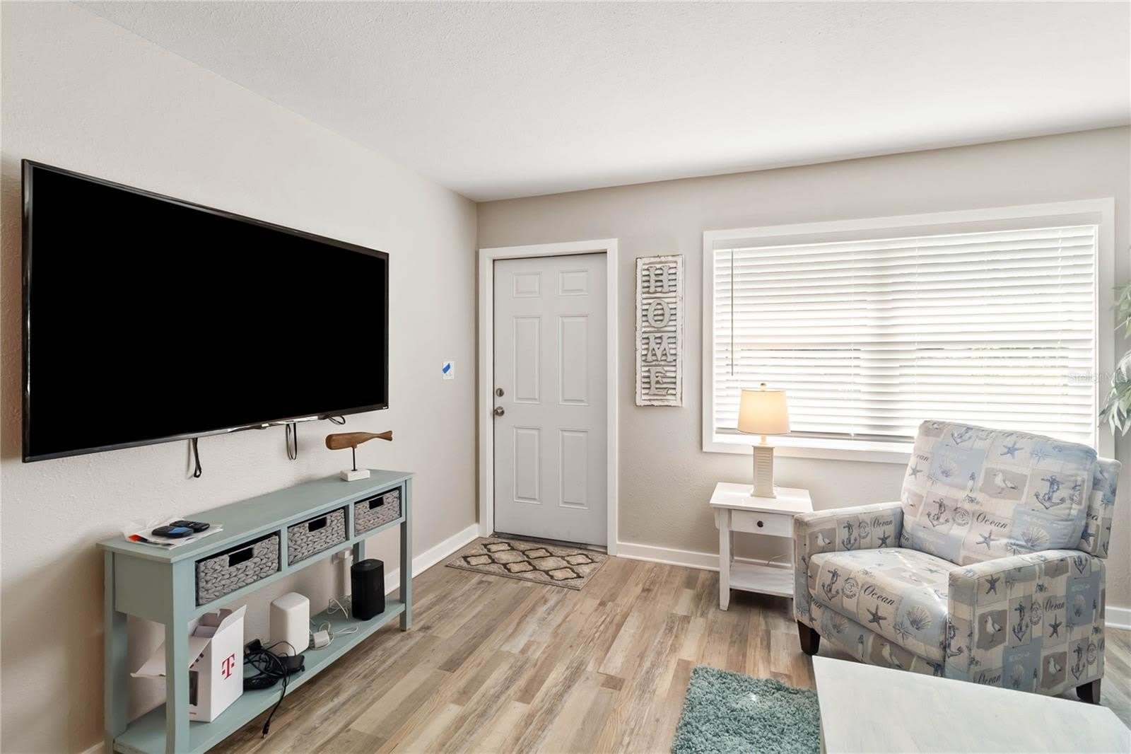 526 Conrad Road – photo 4