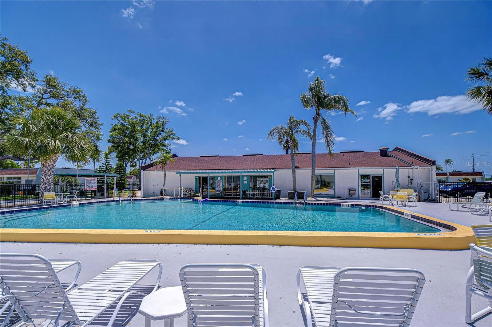 13870 Oakwood Lane – photo 2