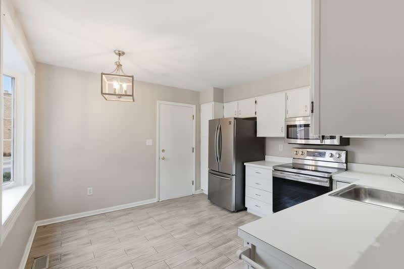 752 Ticonderoga Avenue – photo 5