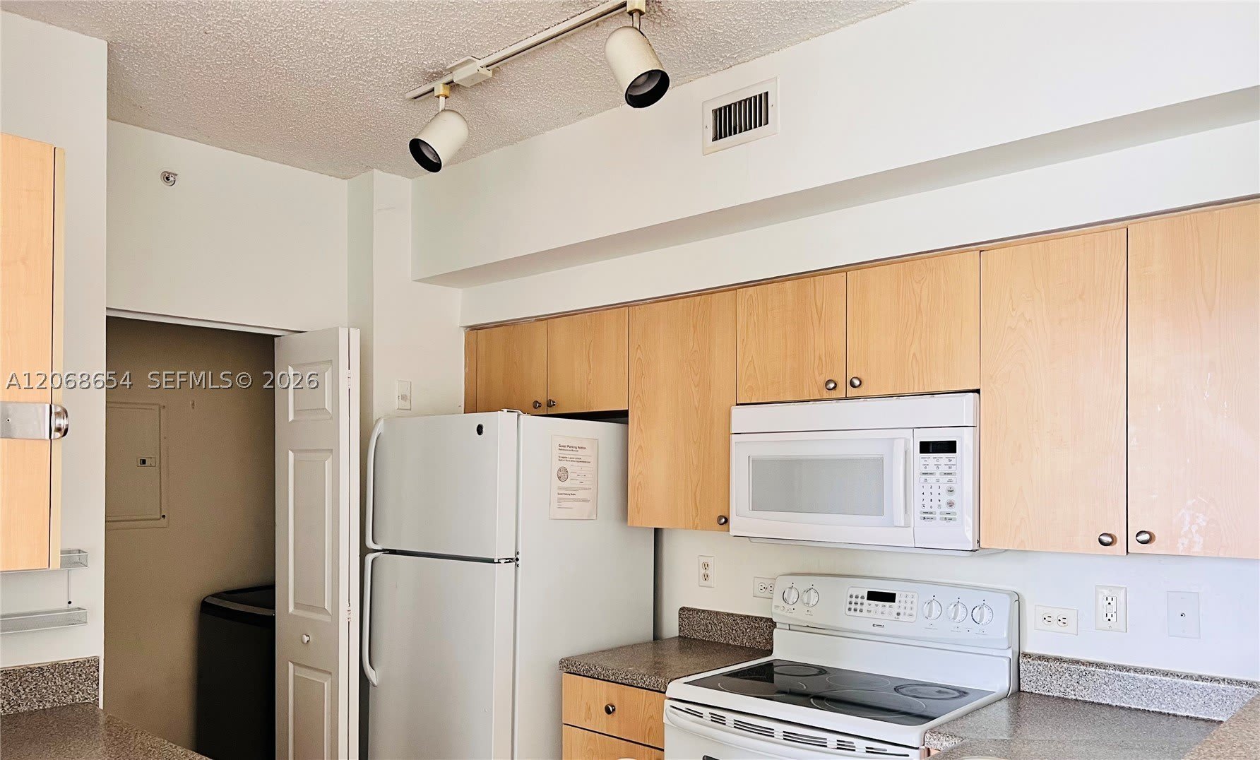 2401 W Preserve Way – photo 5