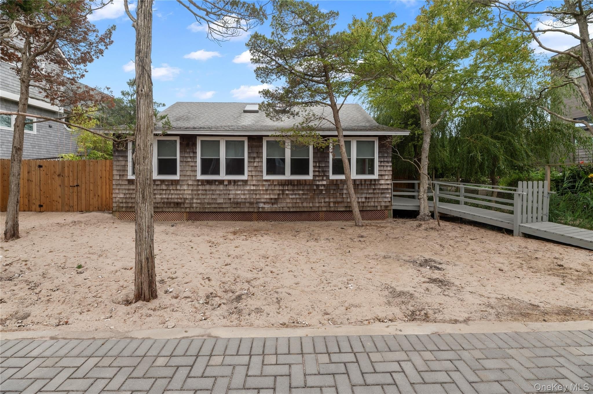 25 Atlantic Avenue – photo 1