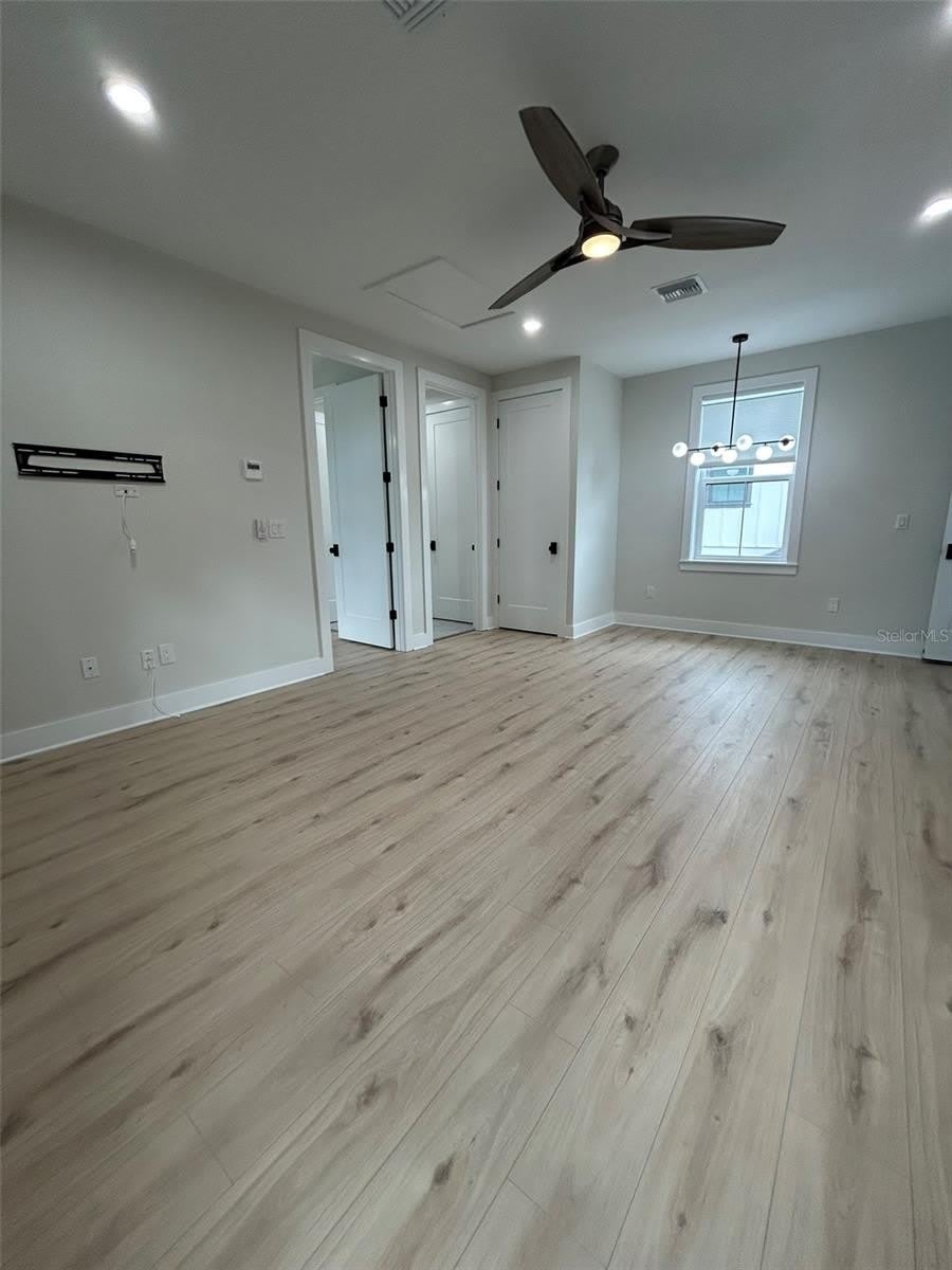 468 44TH Avenue N – photo 5