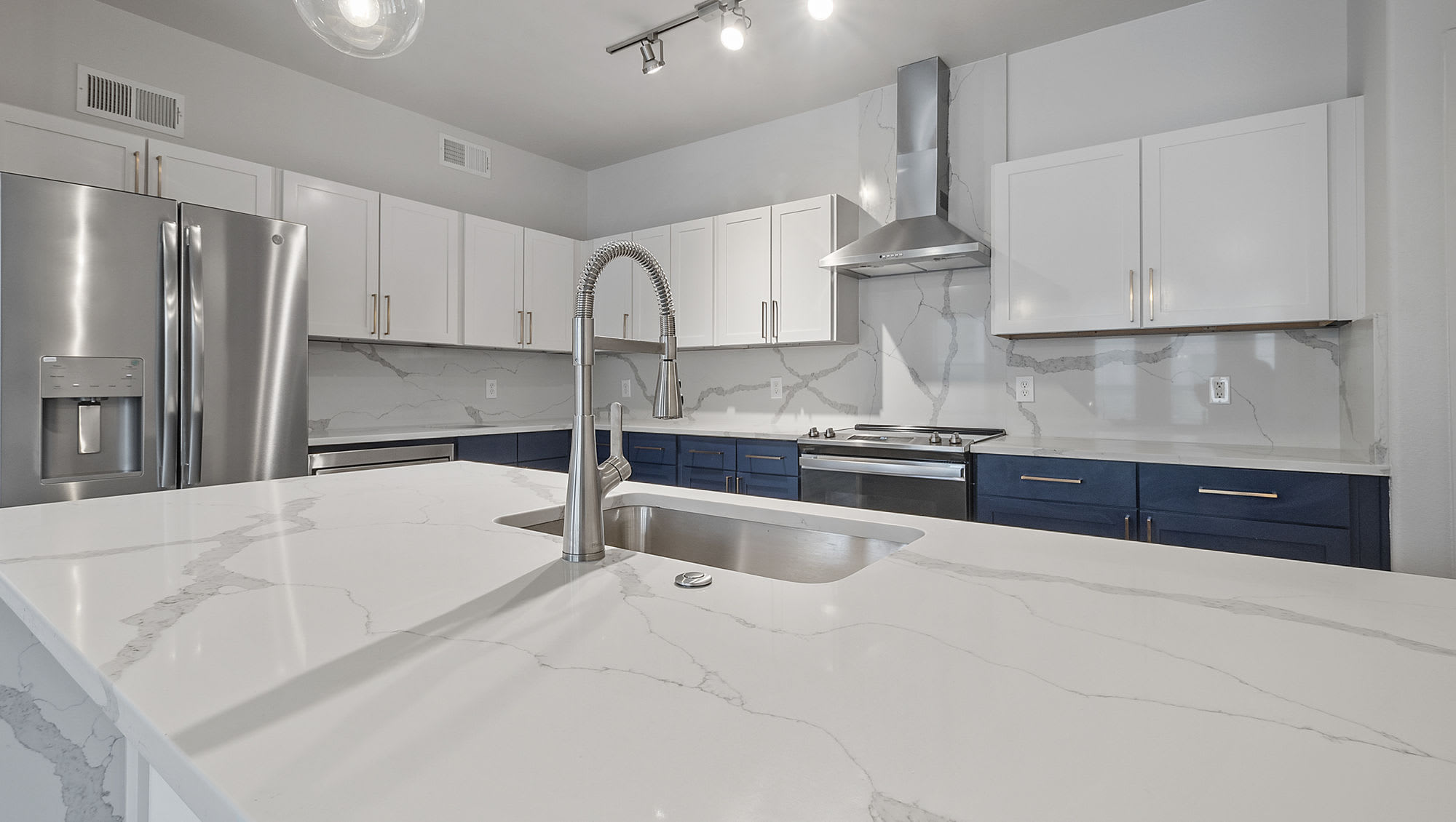 The Lofts at West 7th – photo 3
