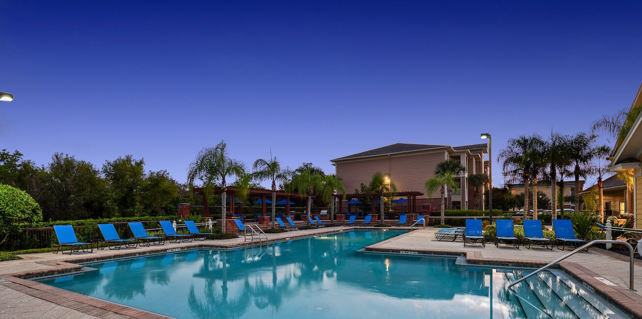 Town Center at Lakeside Village Apartments – photo 4