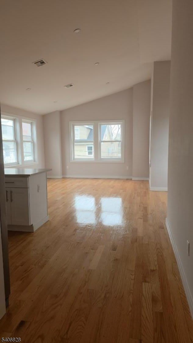 10 Shaw Ave – photo 4