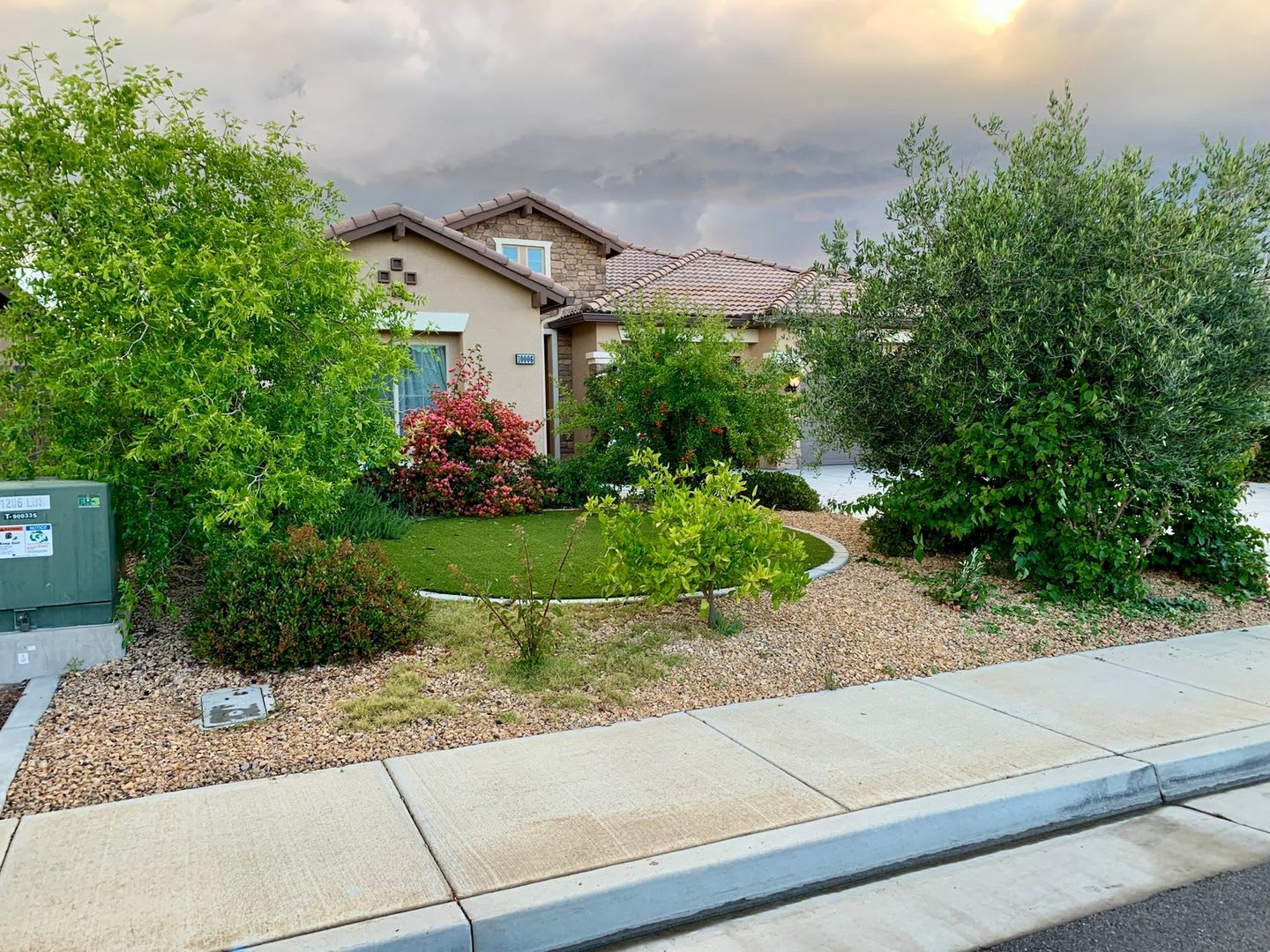 Spacious 3BR 3BA House in Bakersfield – photo 2