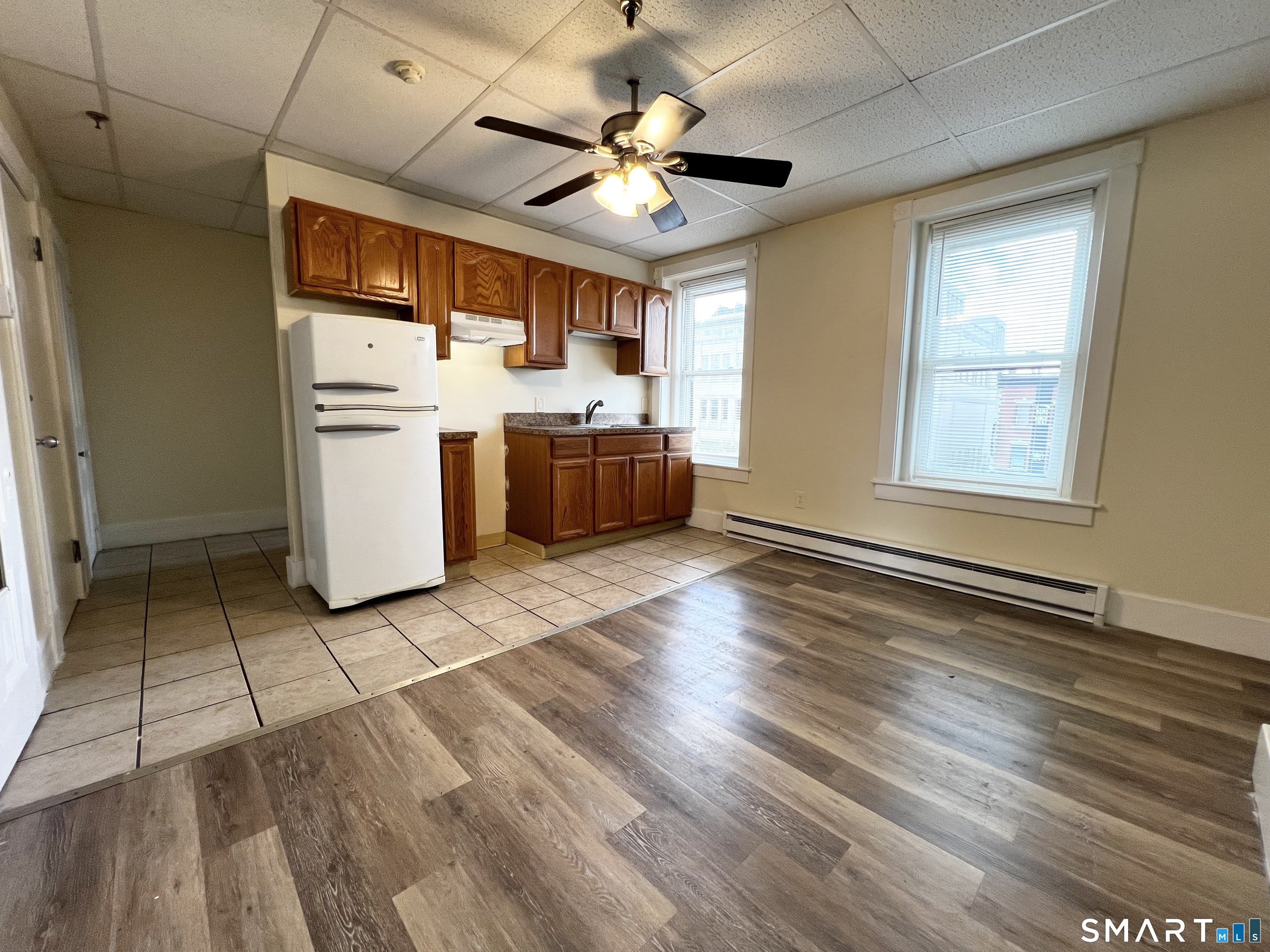 696 Main Street – photo 2