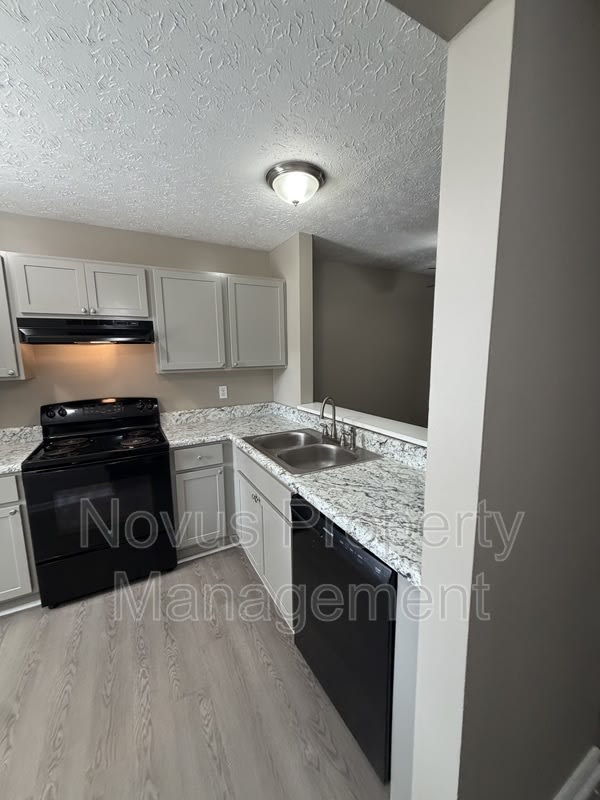 703 South Street – photo 5