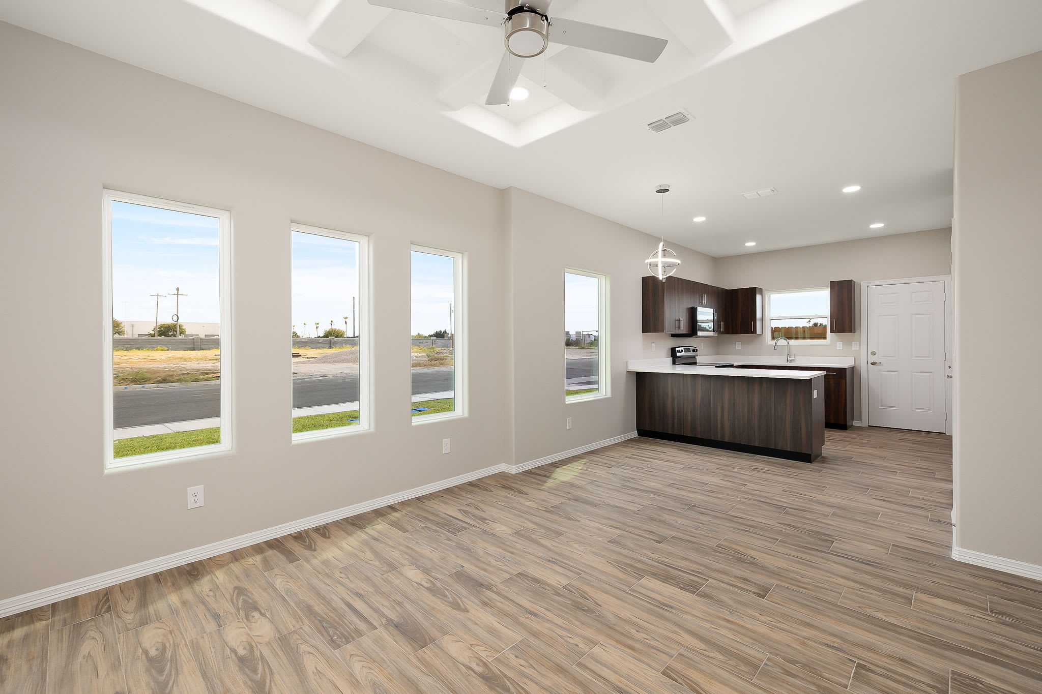 4220 Walnut Avenue – photo 4