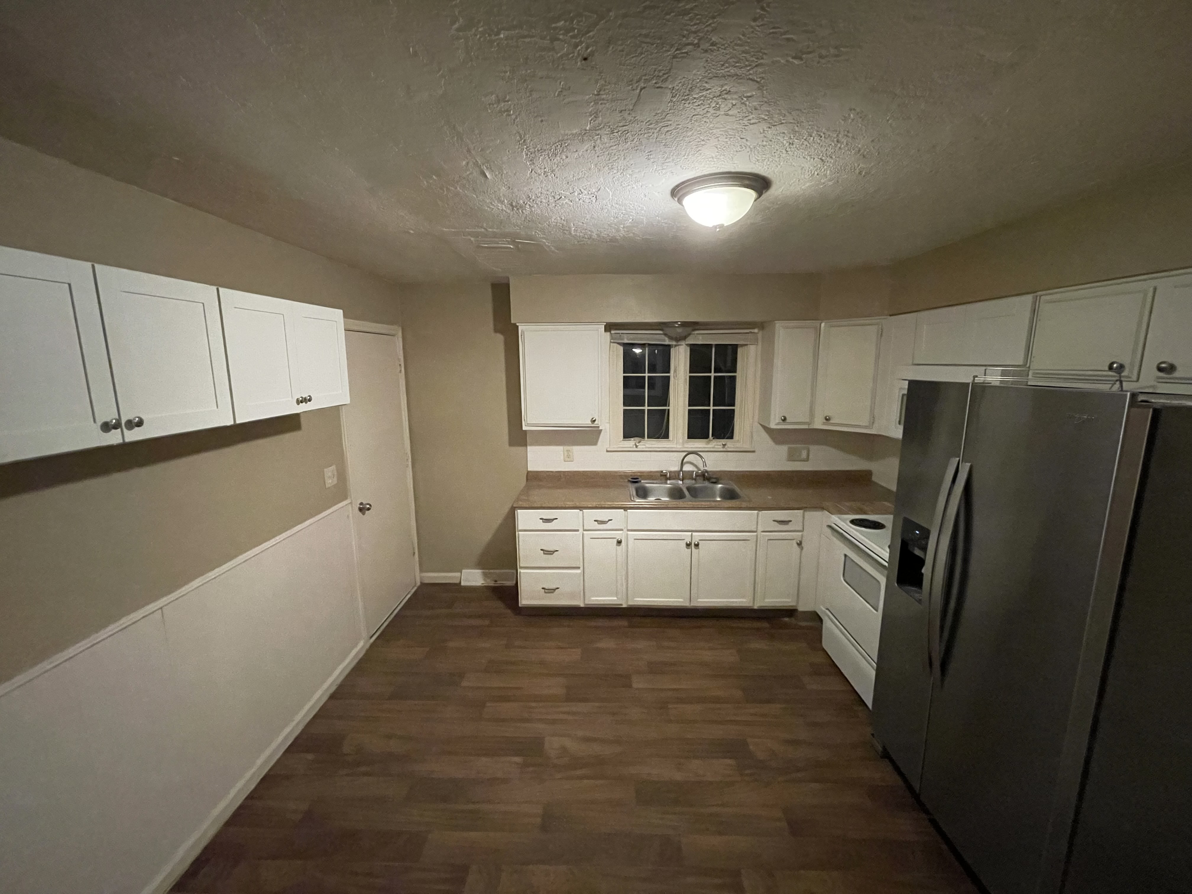 16819 Bel Ray Boulevard – photo 2