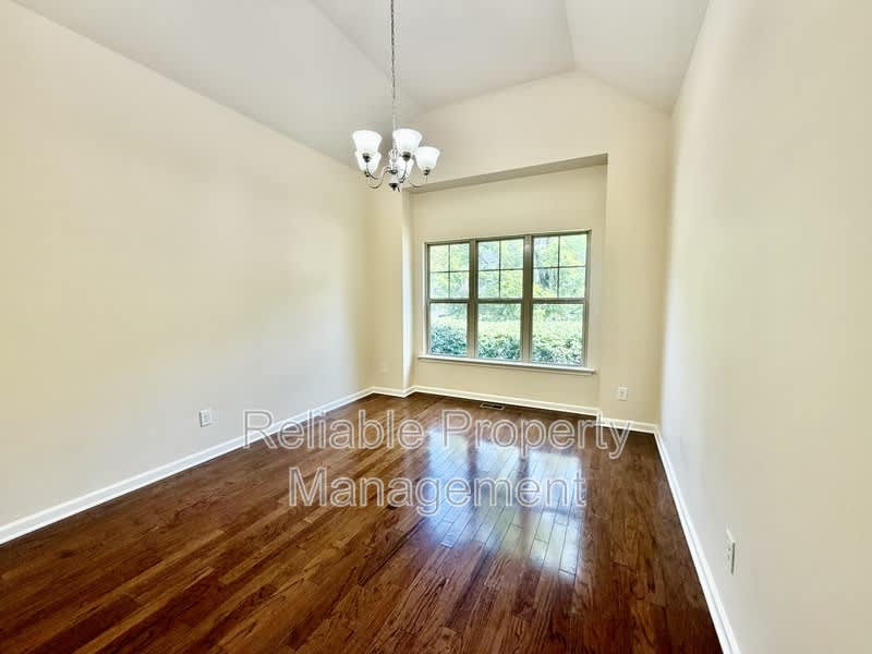 48 Salerno Dr – photo 4