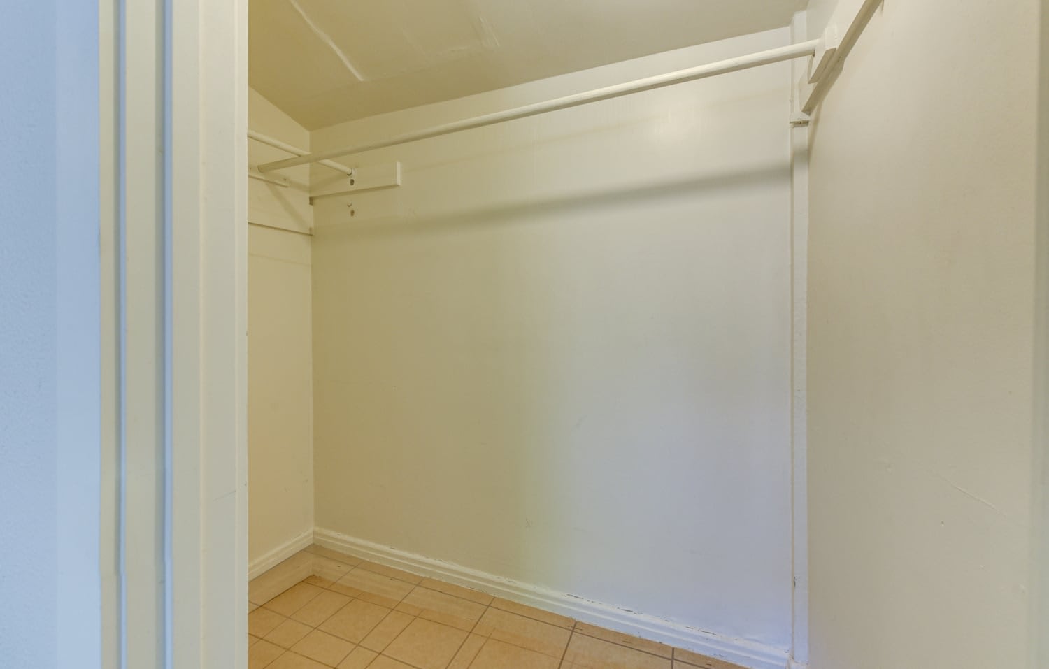 2015 S High Street – photo 5