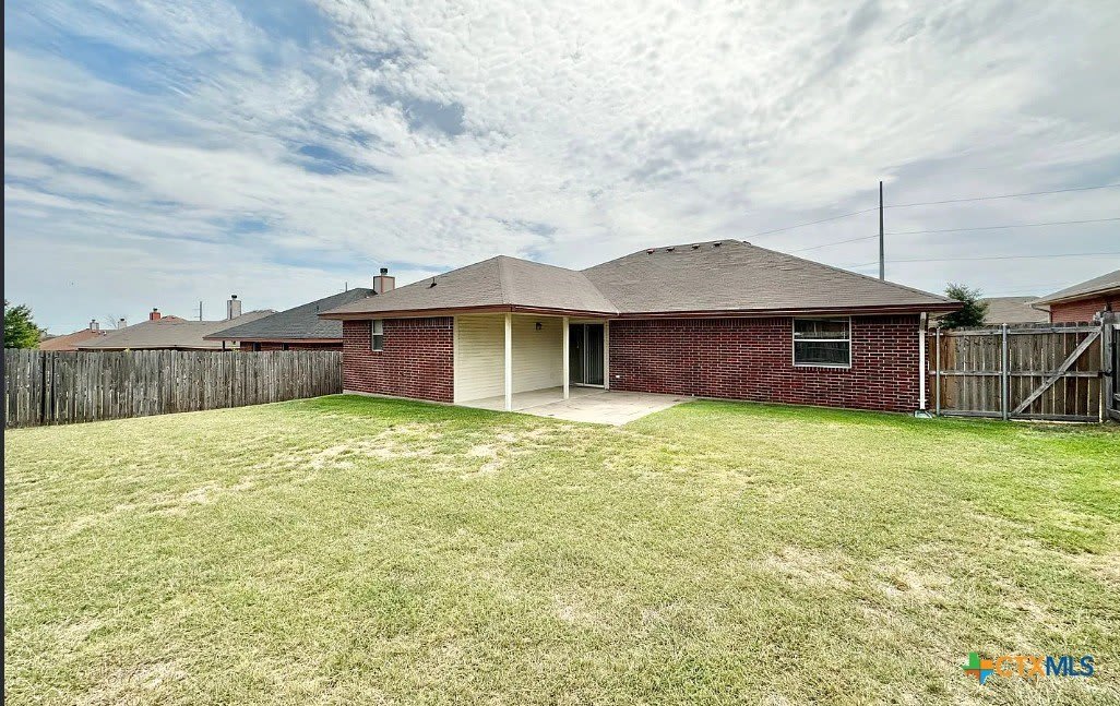 4405 Hondo Drive – photo 2