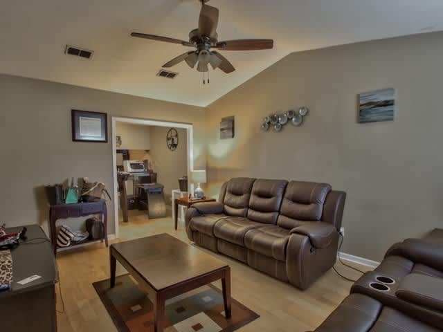 2 Bedroom Duplex For Rent Off Apalachee Parkway 1350 Per Month All Wood Floors Lawn Care Included – photo 4