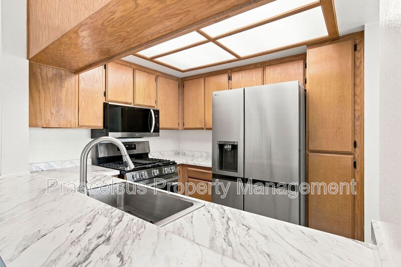 787 Brookstone Rd – photo 4
