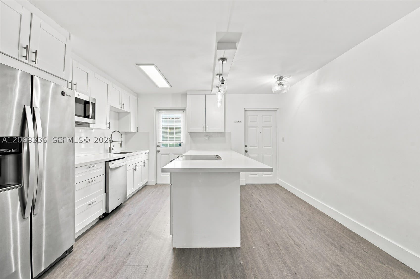 222 N Federal Hwy – photo 4