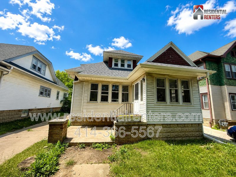 3031 N 60th Street – photo 1