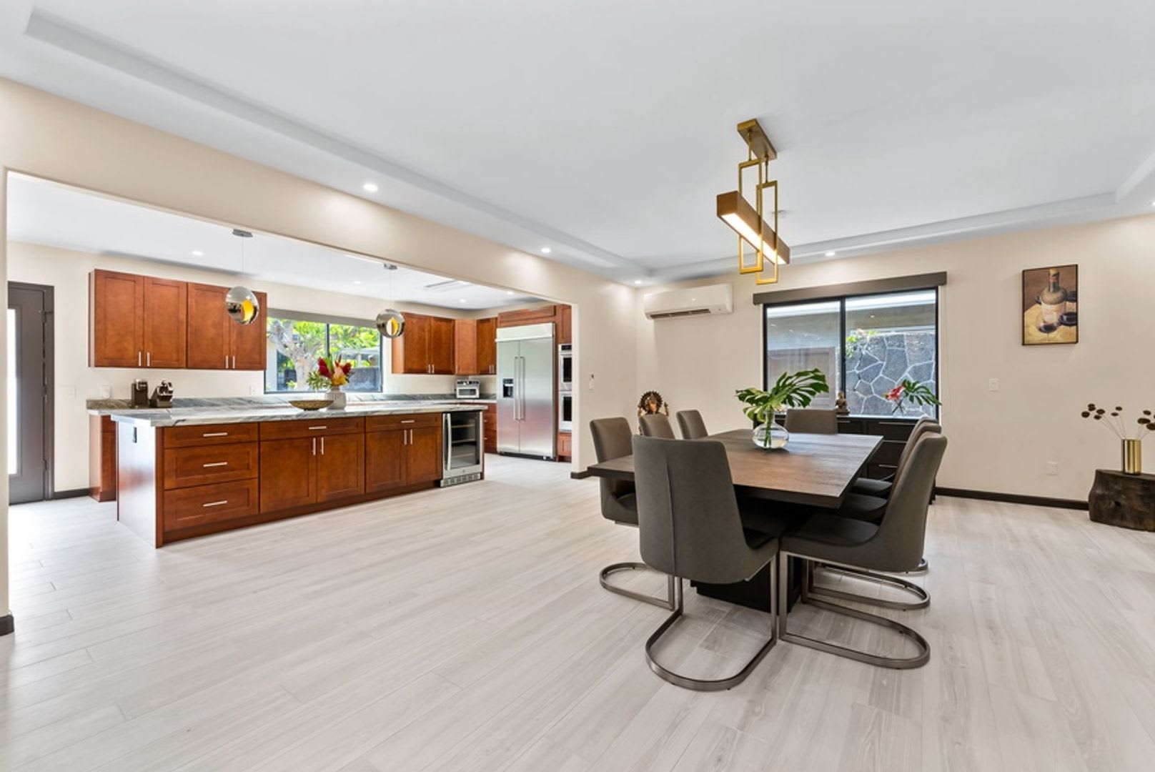 Kahala Zen: Spacious Modern Oasis w/ Studio, Garden & Lush Garden – photo 4