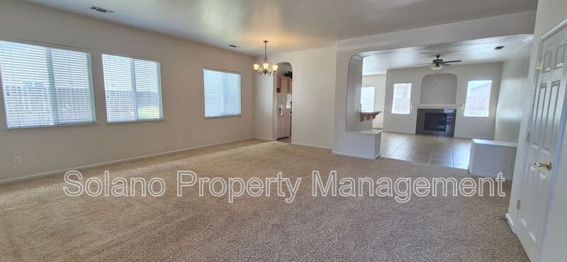 1085 Crystal Springs Drive – photo 2